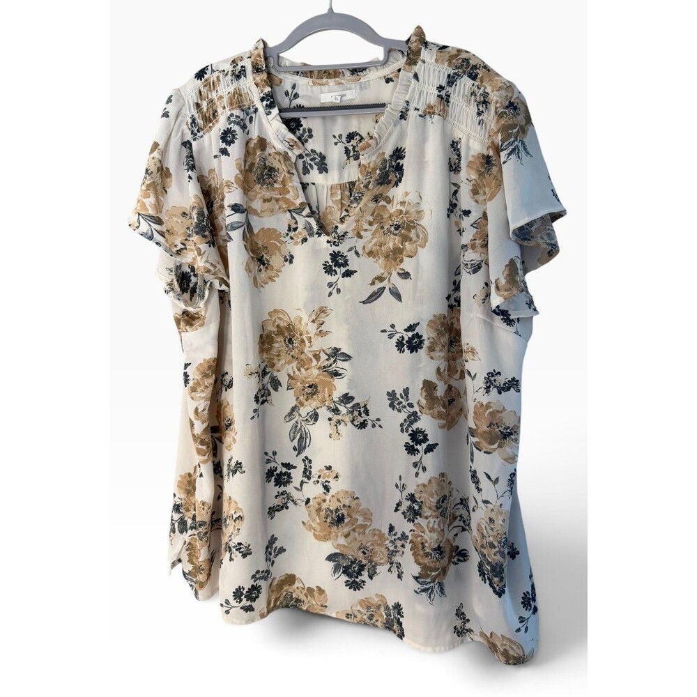 Maurices Woman’s Floral Blouse Short Sleeve Notched Neckline 3XL